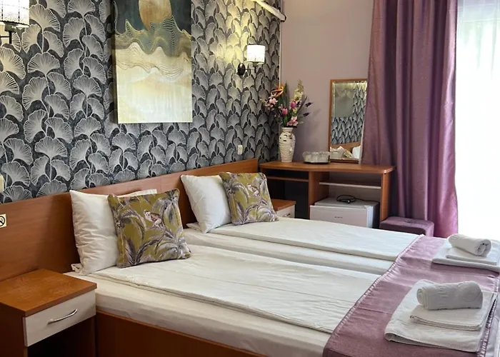 Hotel Violeta Jupiter